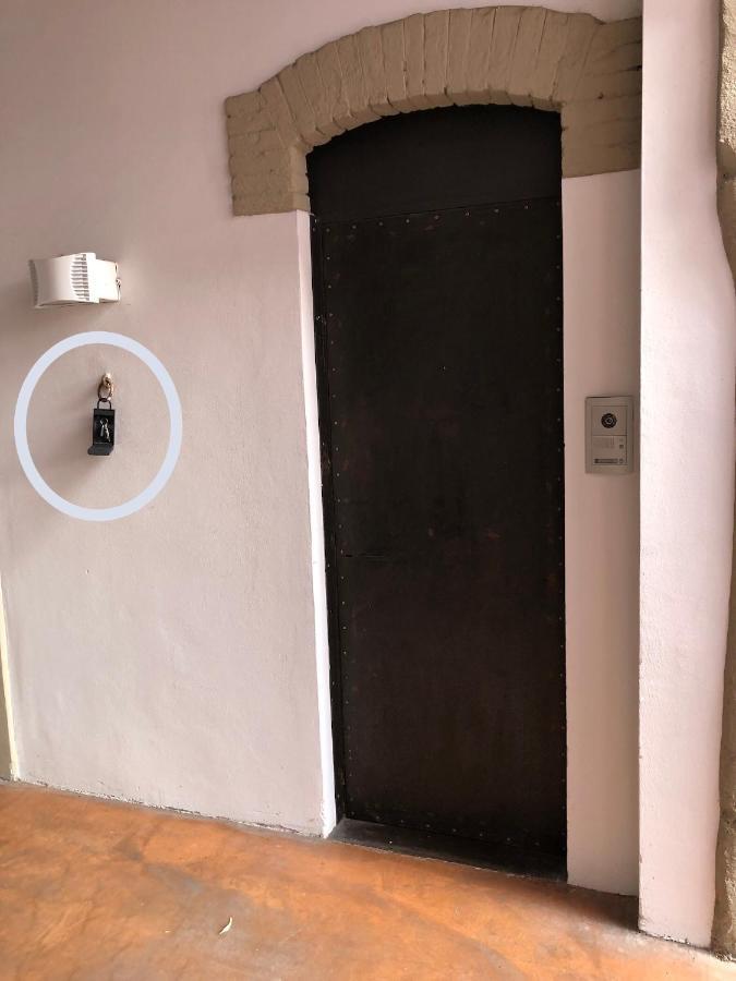 Luxury Industrial Apt Vicino Al Centro Con Garage ブレシア エクステリア 写真
