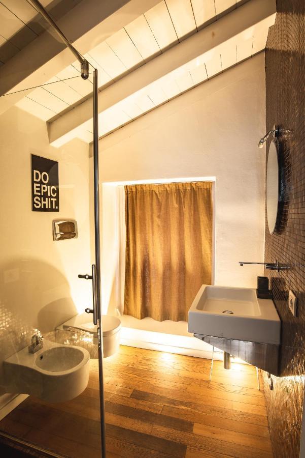 Luxury Industrial Apt Vicino Al Centro Con Garage ブレシア エクステリア 写真