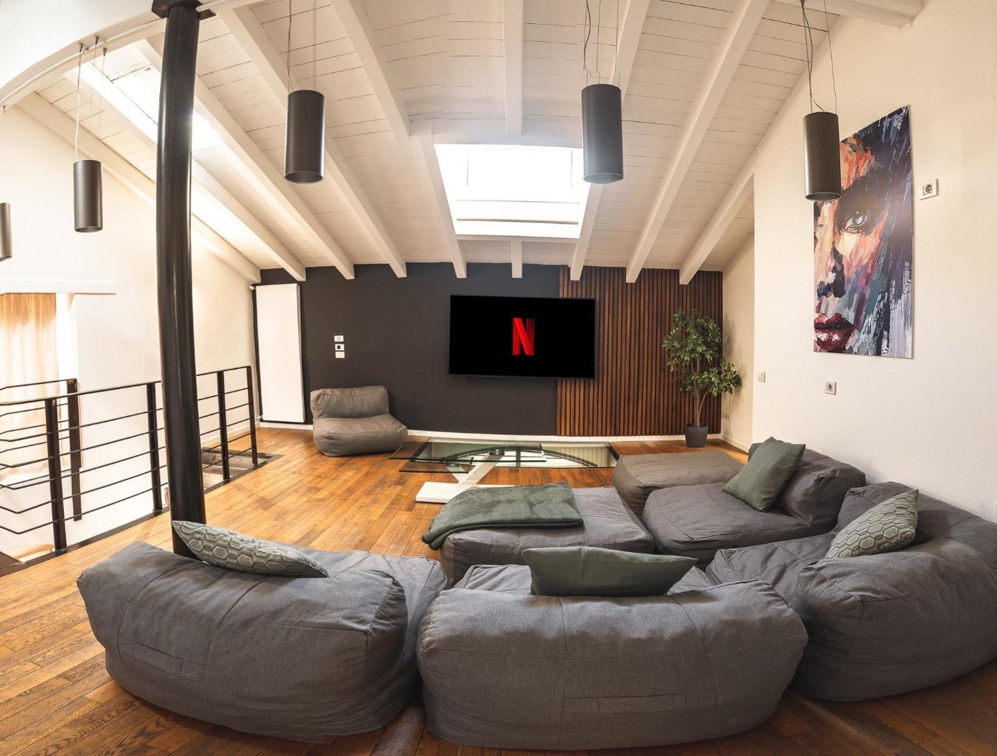Luxury Industrial Apt Vicino Al Centro Con Garage ブレシア エクステリア 写真